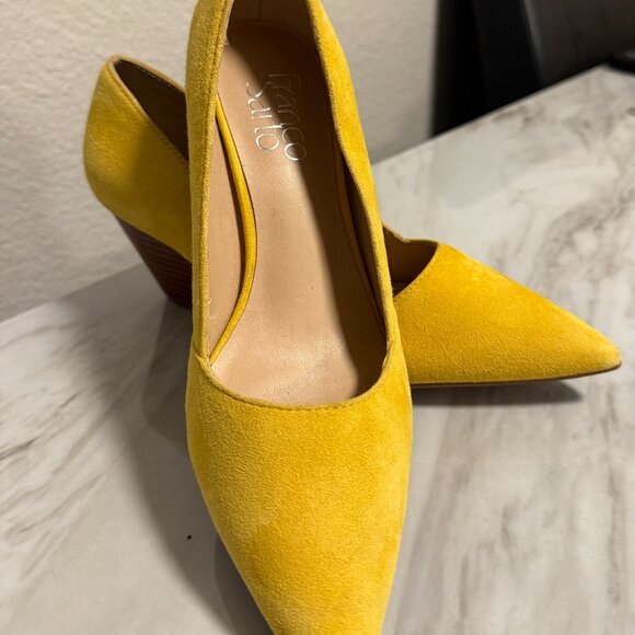 Franco Sarto Suede Wedge Wood Heel Pumps, size 6.5, Yellow - Picture 4 of 5